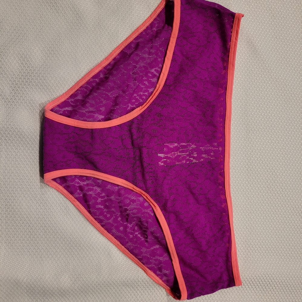 NWT Victoria's Secret Low-rise Hiphugger